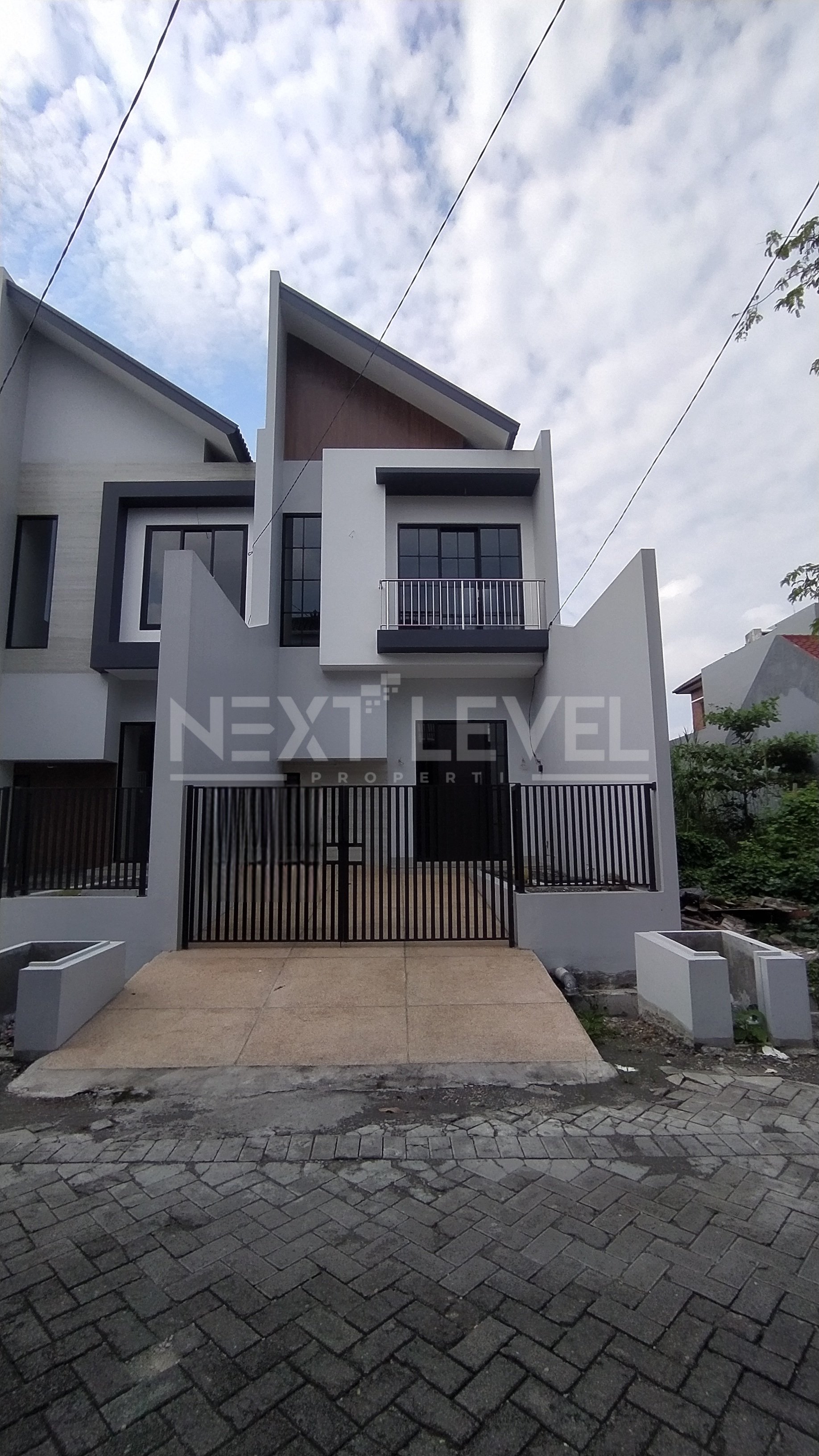 Dijual 2 Rumah Baru Medokan Asri, 5 menit ke UPN