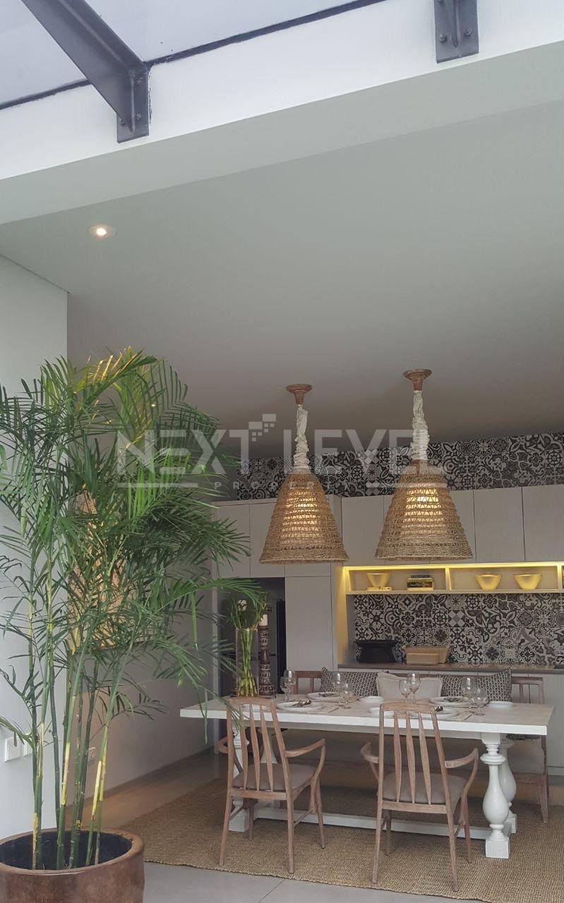VILLA FOR SALE 