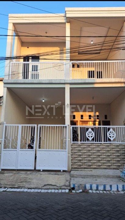 Hot Deal! Rumah Bagus Siap Pakai di Wisma Lidah Kulon