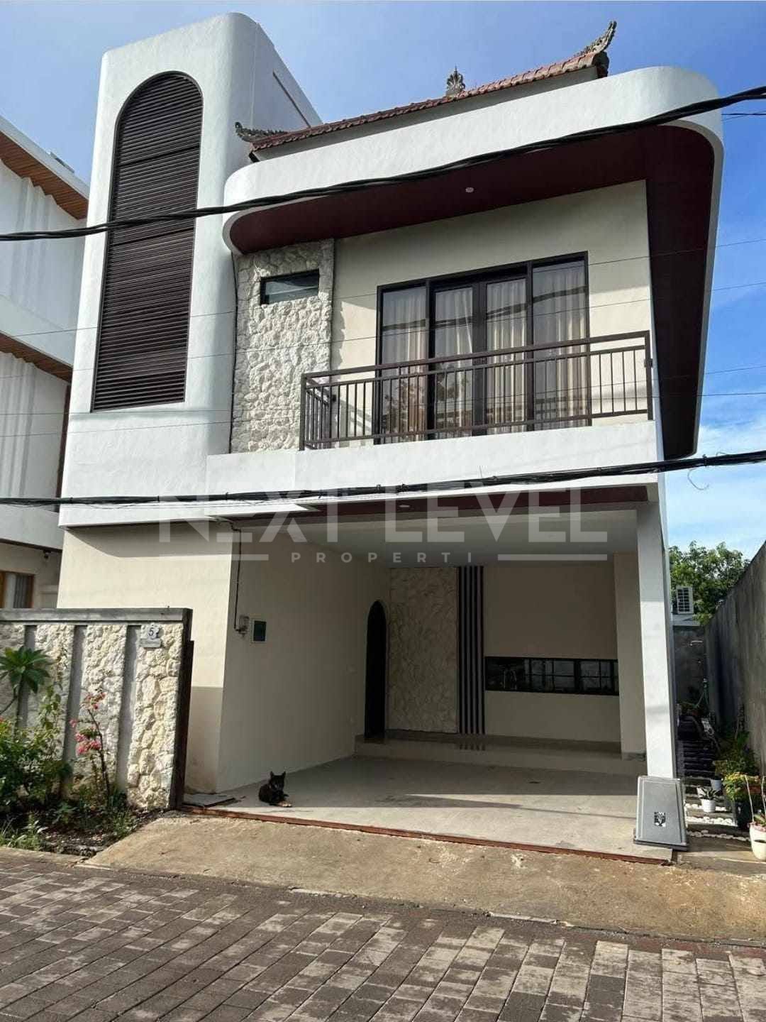 DIJUAL CEPAT – Rumah Full Furnished di Ungasan