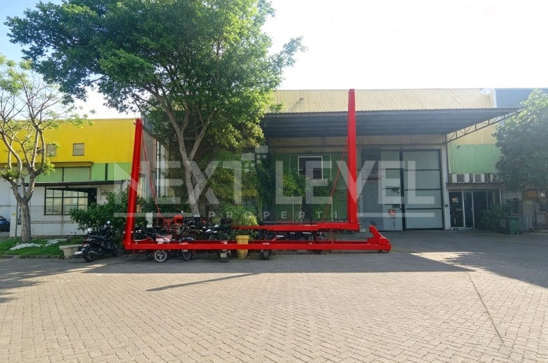 Dijual Via Lelang Gudang Safe N Lock Blok Aj Sidoarjo Strategis Siap Pakai
