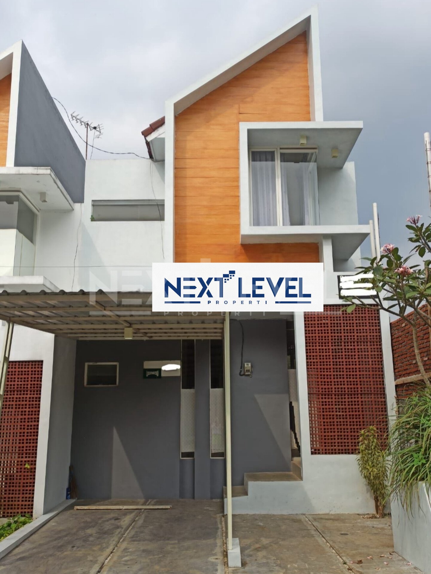 Rumah 2 Lantai Tidar Malang Bridgetown