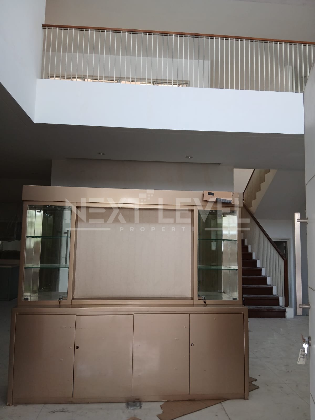 JUAL/SEWA Rumah Hook   International Village, citraland