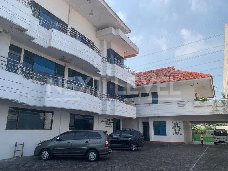 Dijual Prime Commercial cocok untuk kantor di Surabaya Barat