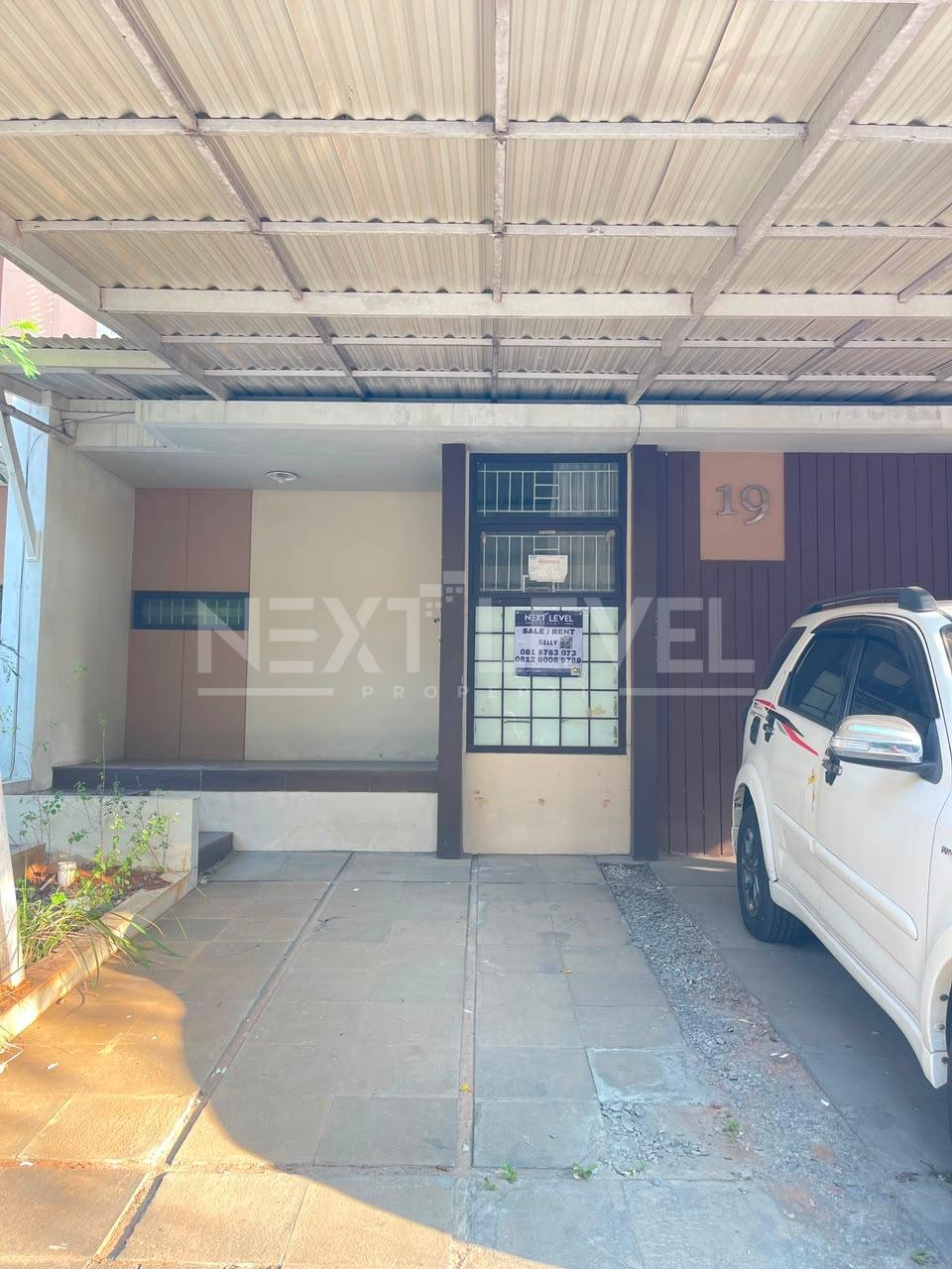 Rumah Patio Lippo Cikarang 