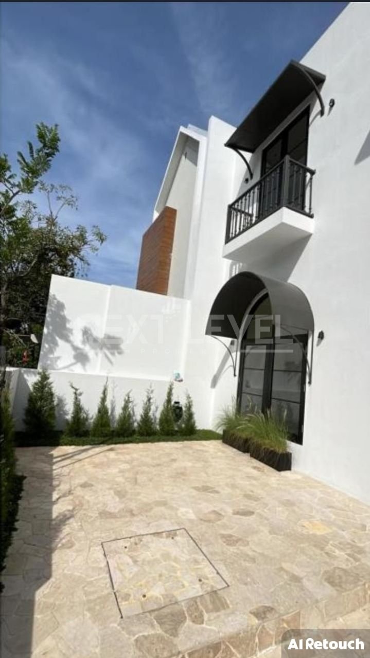 Dijual Rumah Baru Gress American Style Citraland Alam Hijau Minimalis Strategis Siap Huni