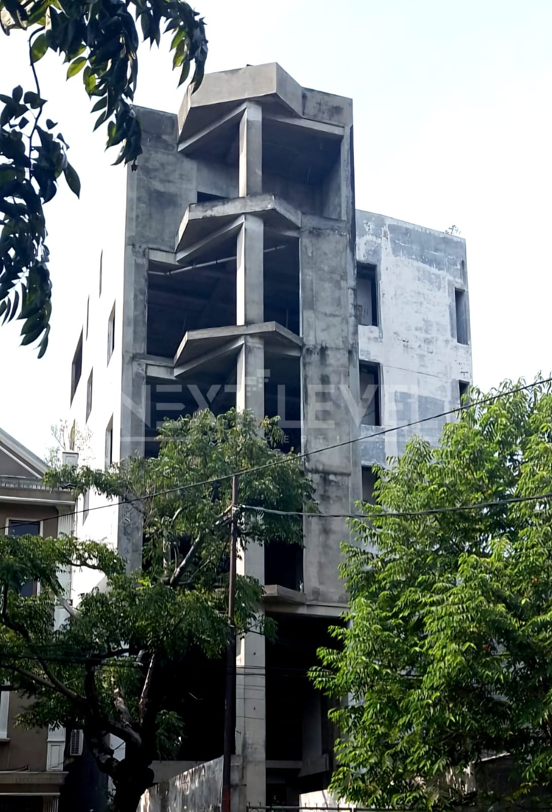 Bangunan Cocok Untuk Ruko, Bank, Kantor