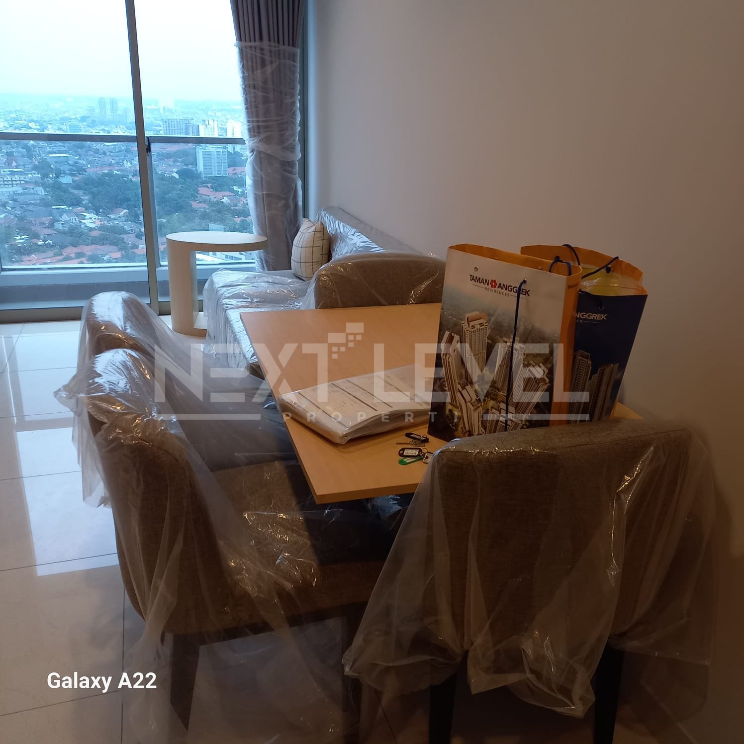 Apartemen Taman Anggrek Residence Tower Daffodil Tipe 3BR Furnish