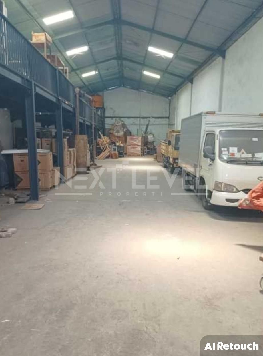 Dijual Gudang Margomulyo Permai Strategis Siap Pakai