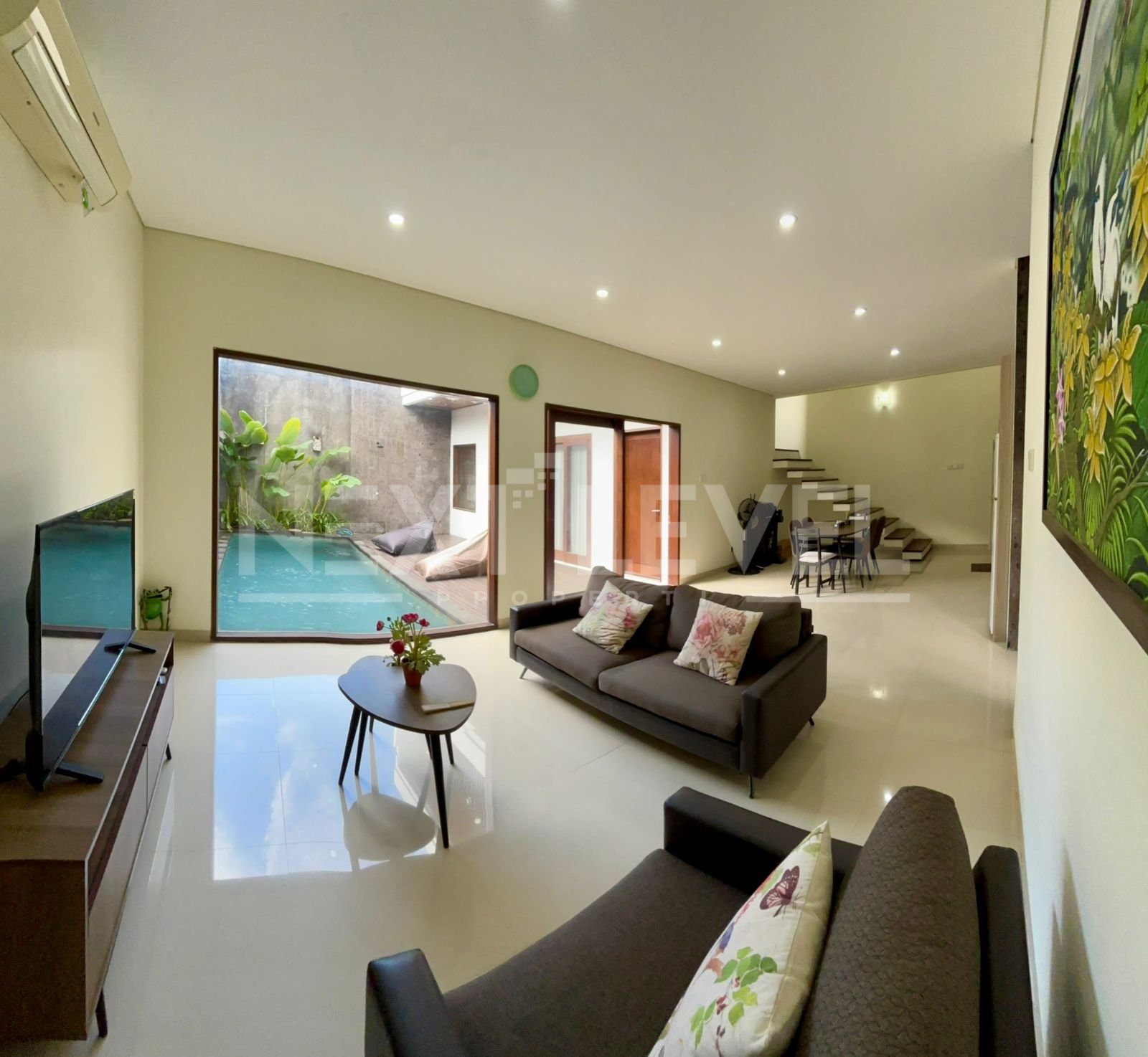 FOR SALE - JIMBARAN VILLA 3BR MINIMALIST MODERN FURNISHED