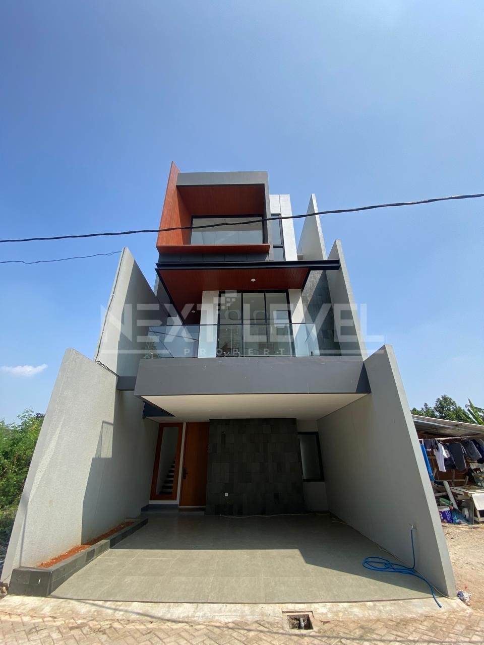 RUMAH BARU DI JAGAKARSA JAKARTA SELATAN