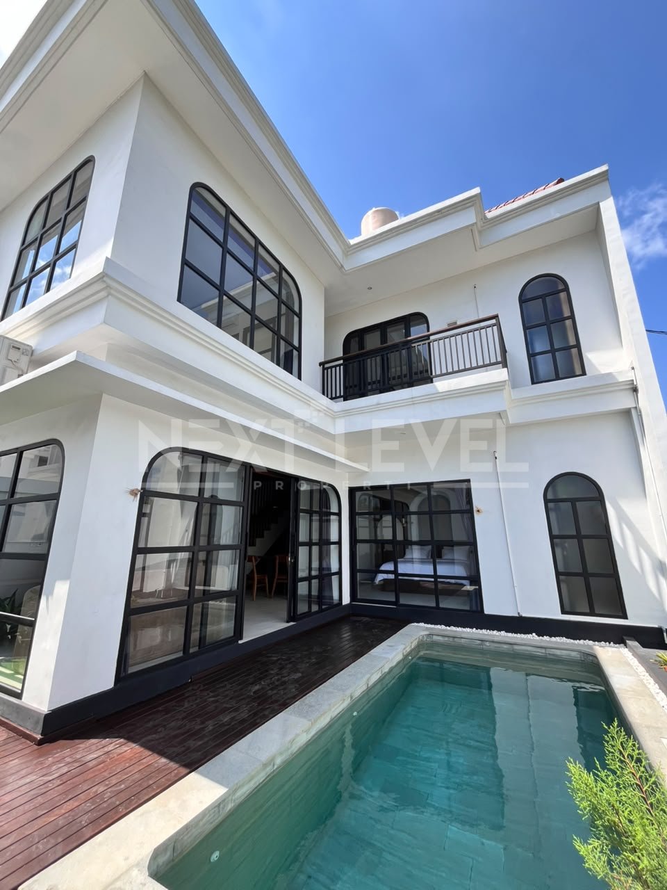  For rent Modern Tropical Contemporary Villa in Canggu