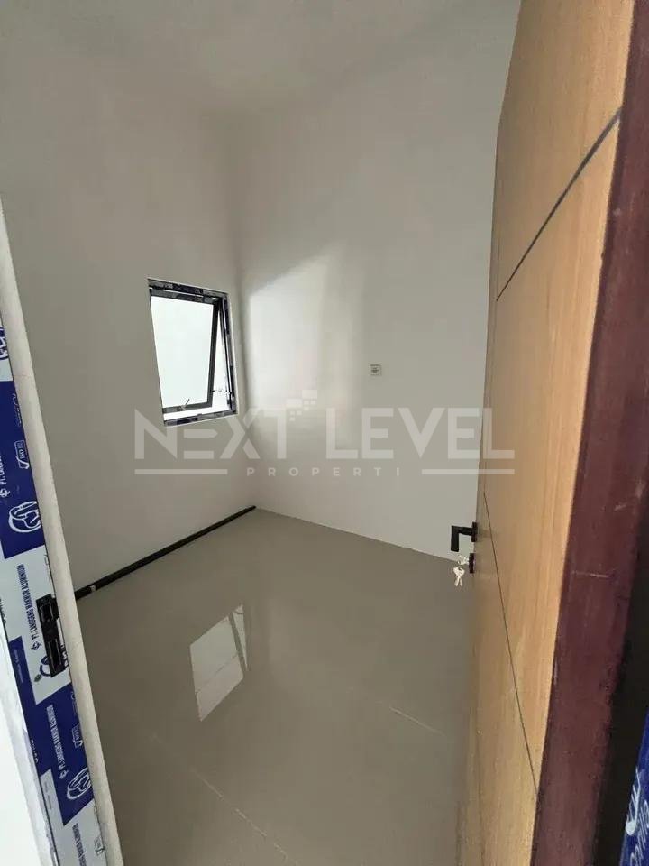 Rumah 2 Lantai Bunga Bunga Lowokwaru Soekarno Hatta Malang Dekat Universitas Brawijaya 