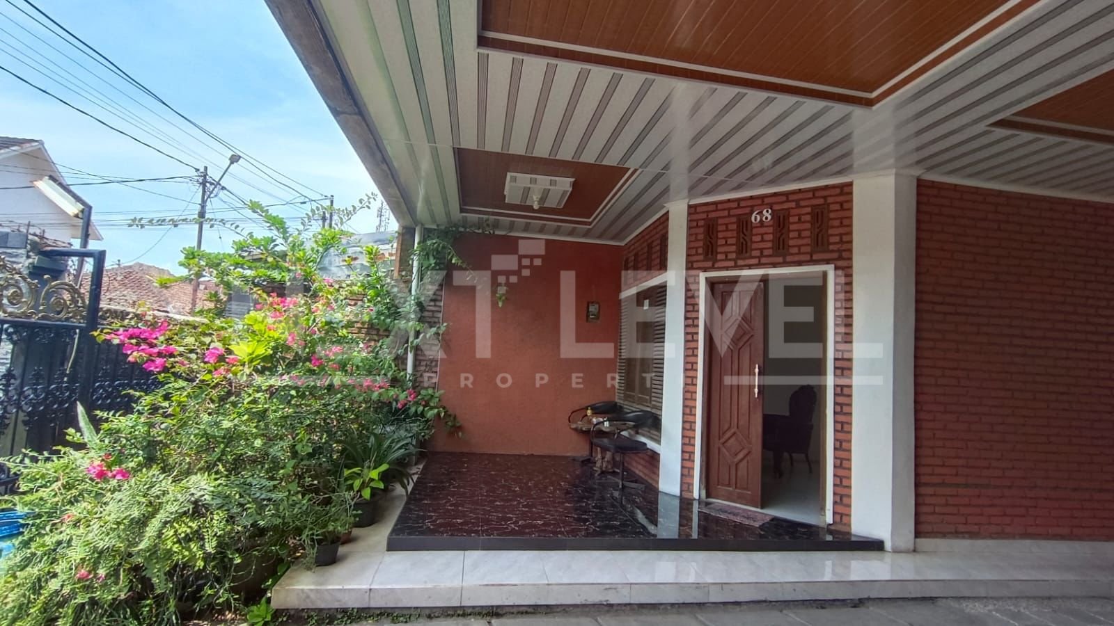 RUMAH BISA JADI HUNIAN SEKALIGUS SUMBER INCOME! INVESTASI STRATEGIS DI MARGASARI BUAH BATU BANDUNG