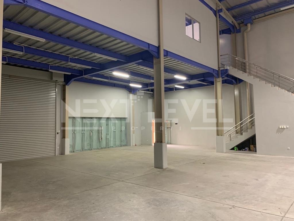 Dijual pabrik Jababeka, Cikarang