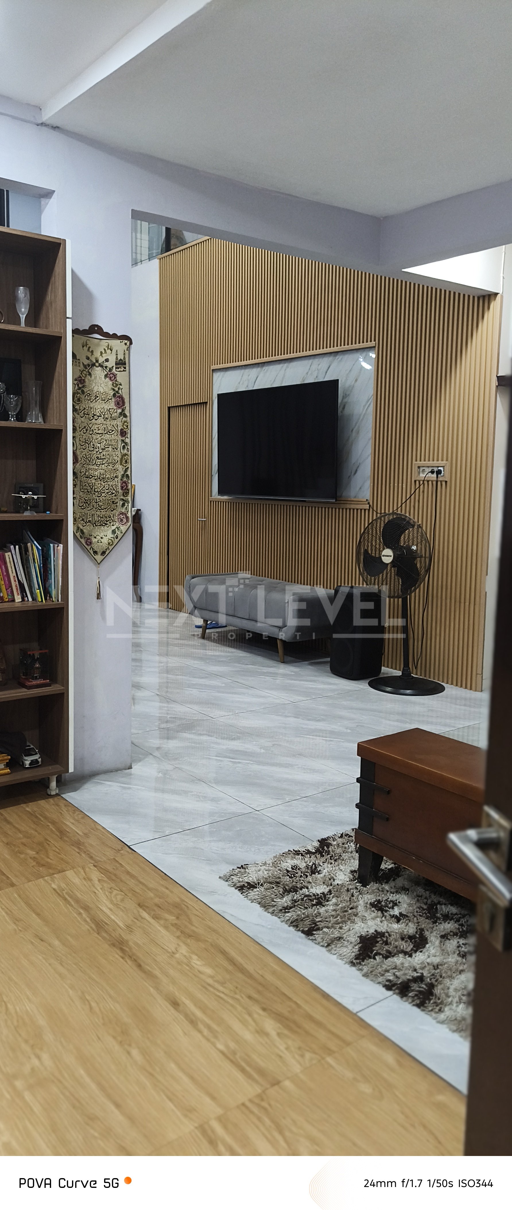 Rumah modern mewah dan estetik siap huni di area Galaxy