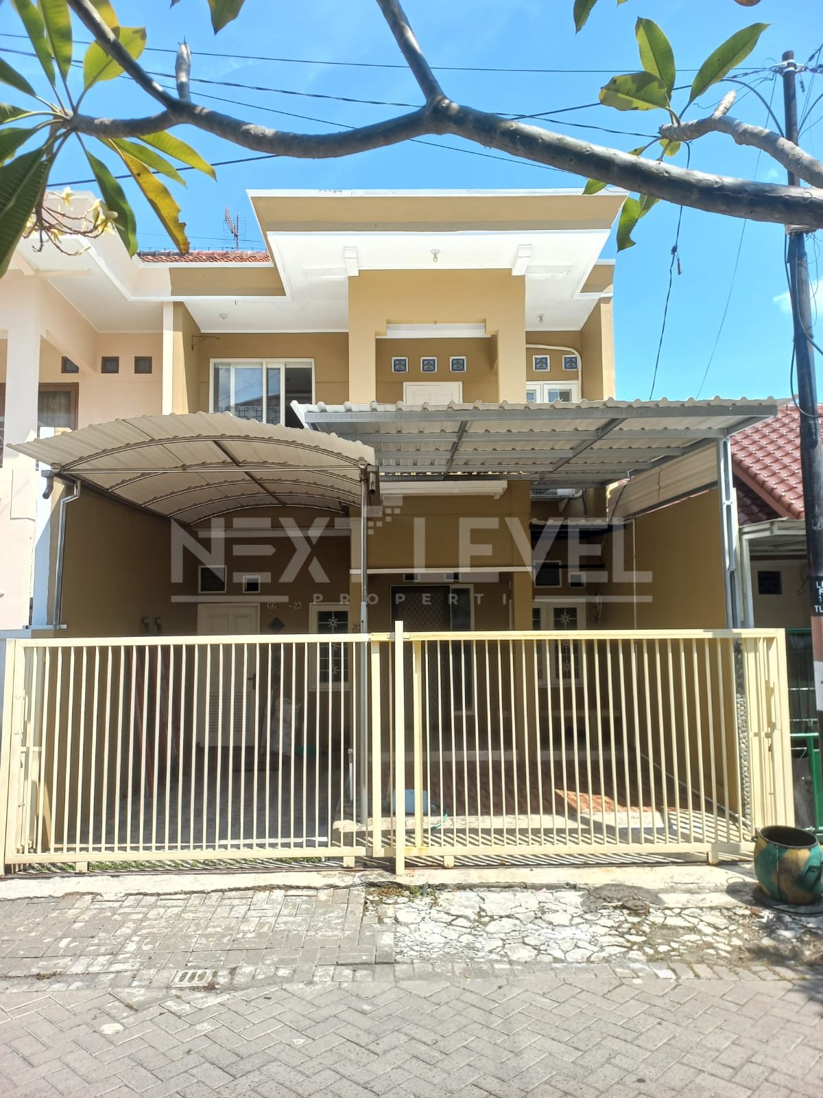 DIJUAL RUMAH BABATAN PRATAMA SUDAH RENOVASI SIAP HUNI