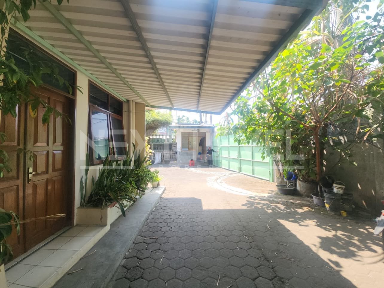 GUDANG INDUSTRI STRATEGIS CARINGIN BANDUNG — AKSES KONTAINER 40 FEET! EX PABRIK RAJUT | LT 1.450 M² | LB 1.100 M² | SHM | 105.000 VA