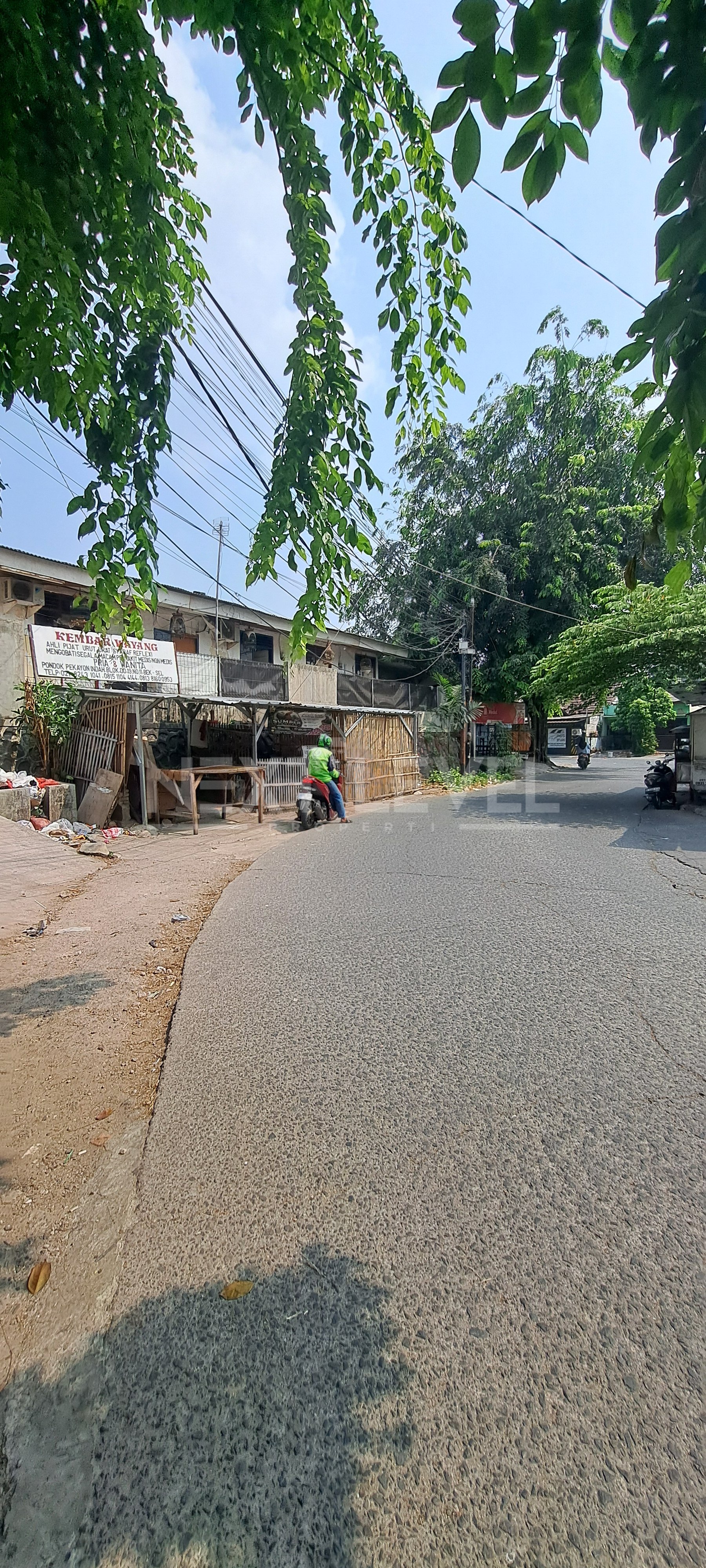 Jual murah tanah kotak lokasi komersil belakang Grand Kamala Lagoon 