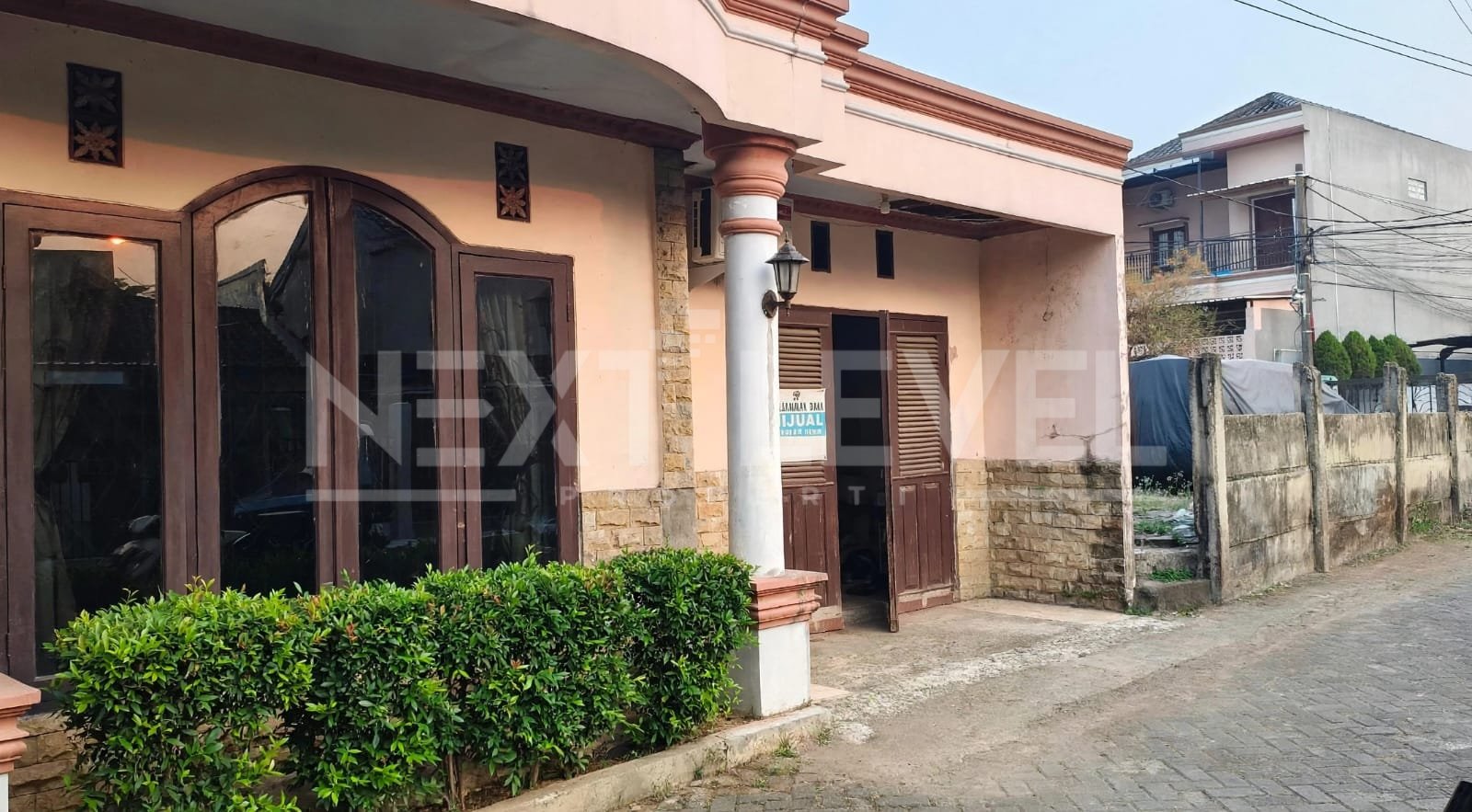 RUMAH GRAHA RAYA TANGERANG SELATAN Jl. Kayu Gede 2