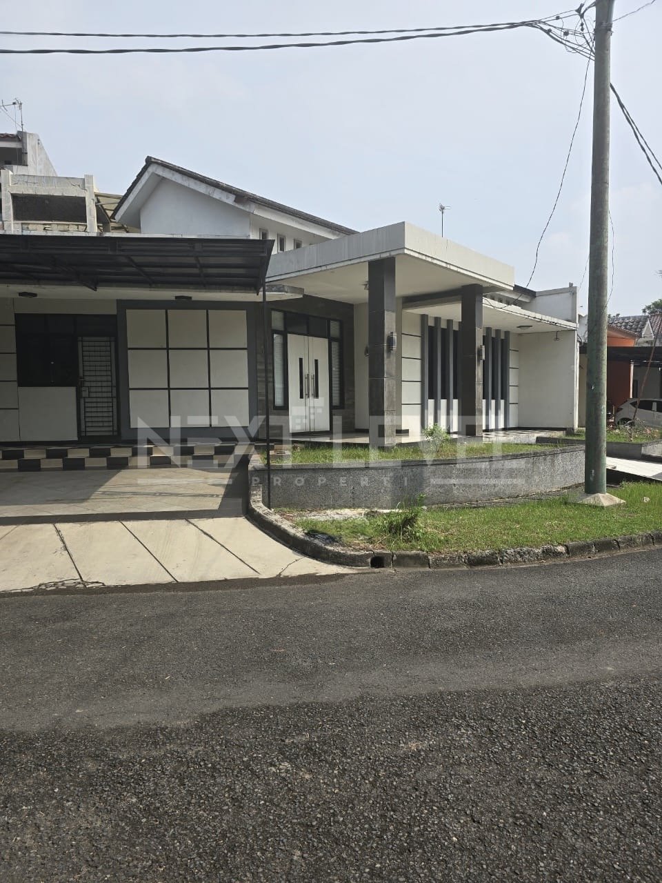 JUAL RUMAH 1,5M UNDER MARKET MEADOW GREEN LIPPO CIKARANG