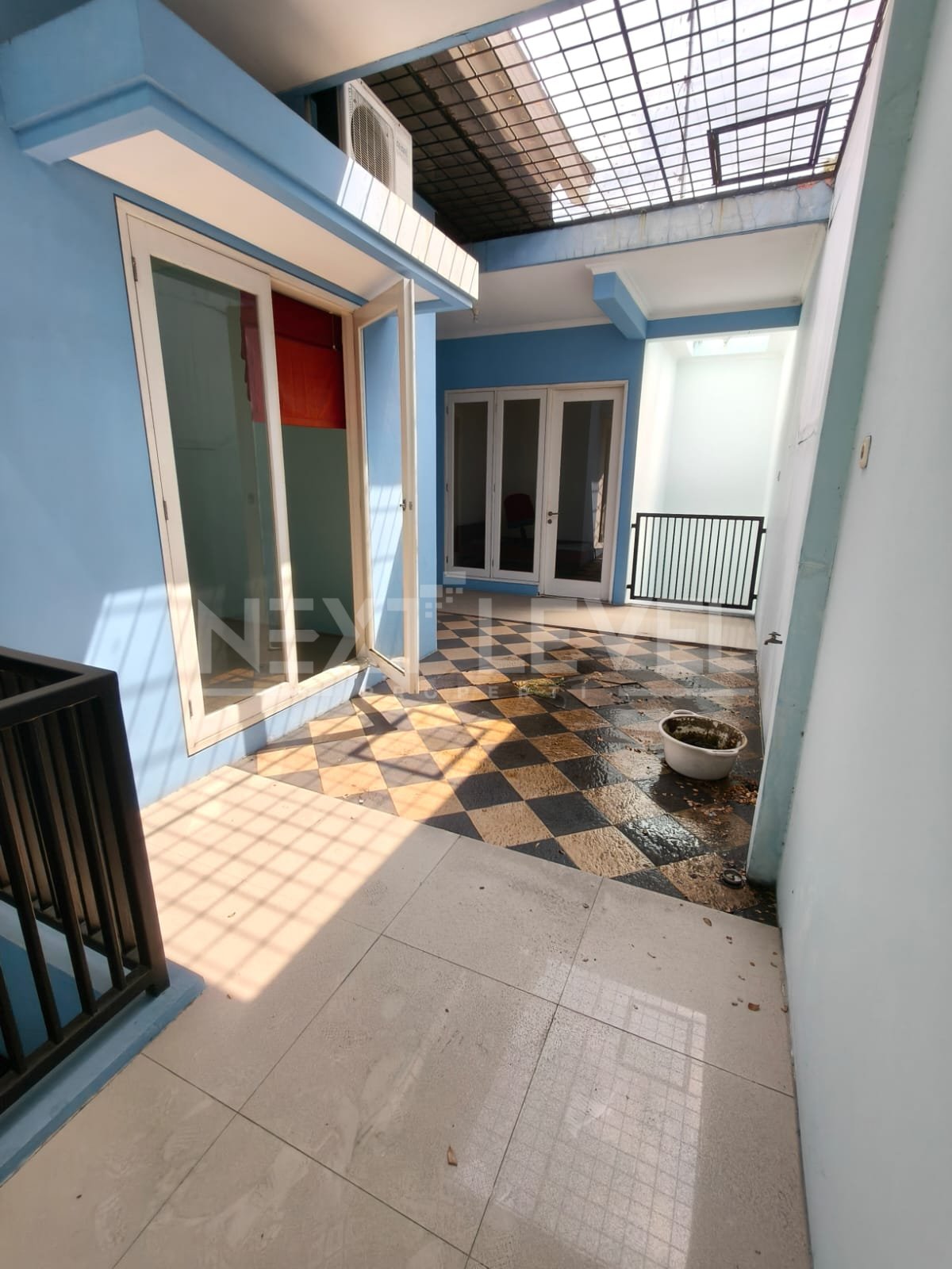 Dijual rumah di royal residence Wiyung Surabaya barat