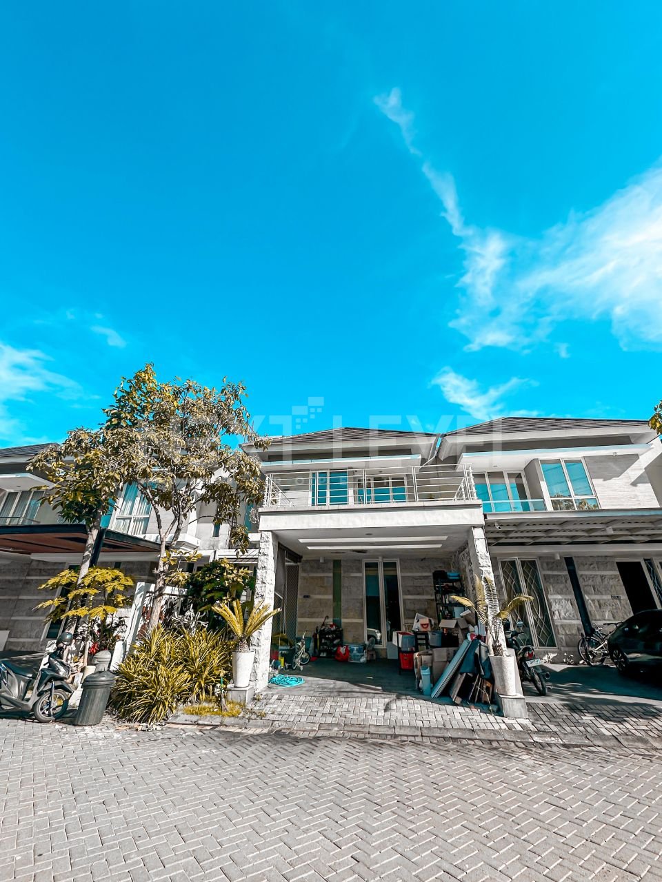 Dijual Rumah Greenlake Citraland Minimalis Strategis Siap Huni