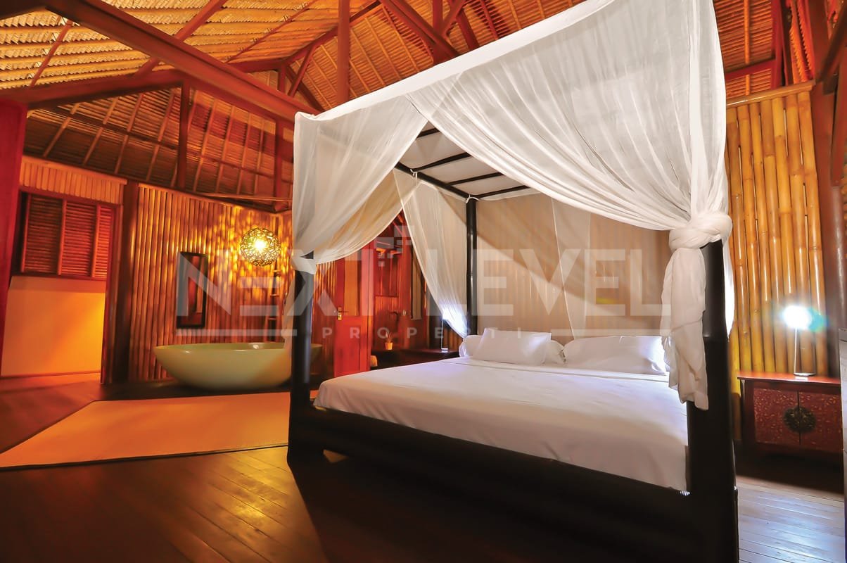 Dijual Full Furnished Luxury Villa di Bali