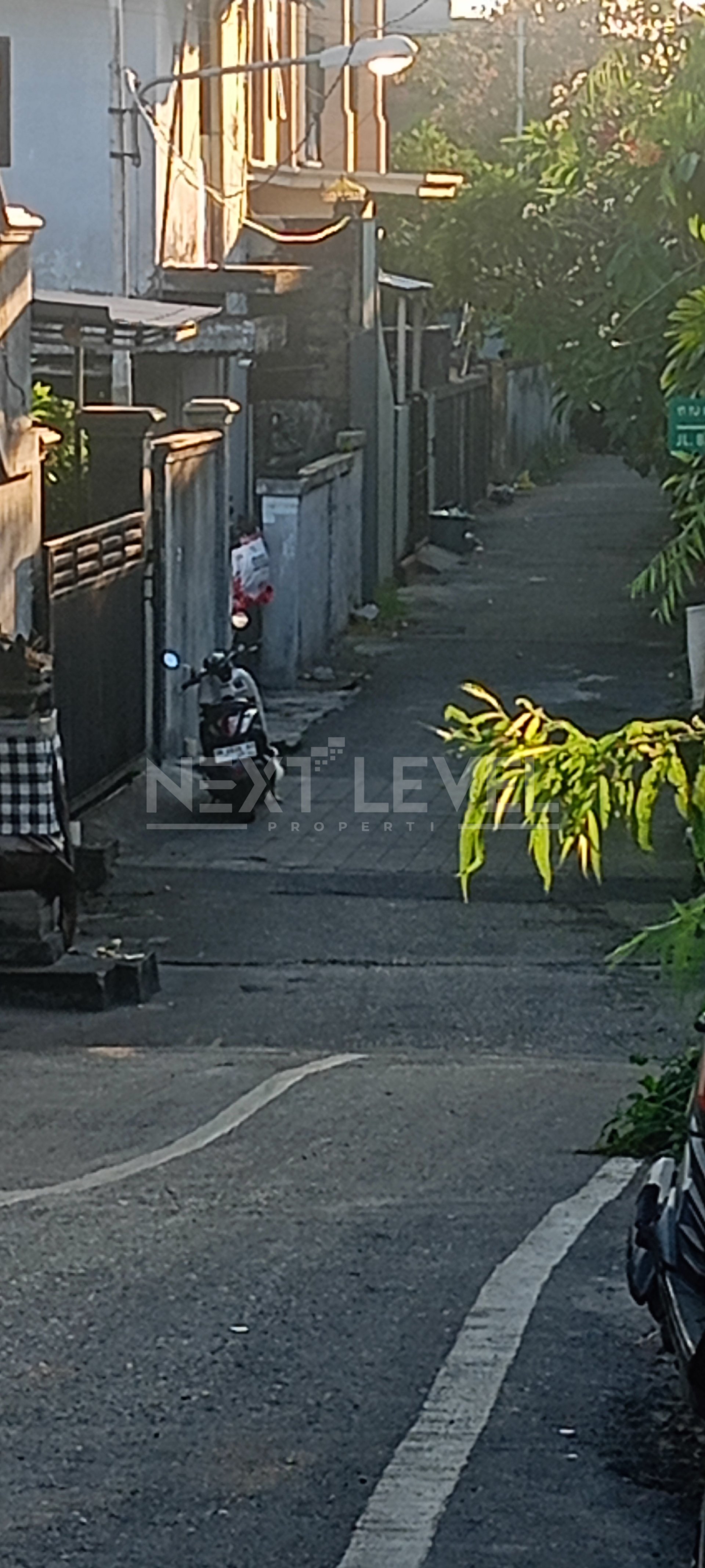 Rumah dijual di lokasi elit old money
