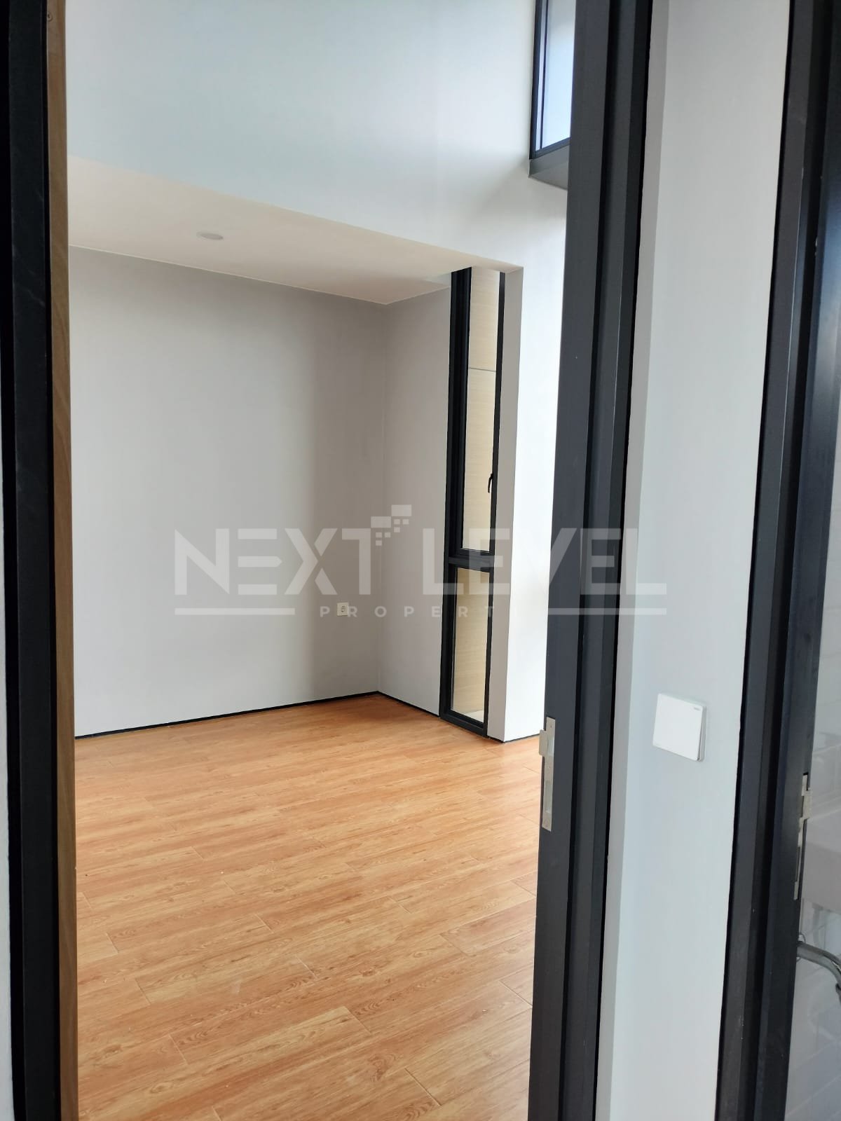 RUMAH BARU GRESS — AMEGA WESTPARC 🔥 COCOK UNTUK HUNIAN MODERN & INVESTASI DI KAWASAN SURABAYA BARAT!