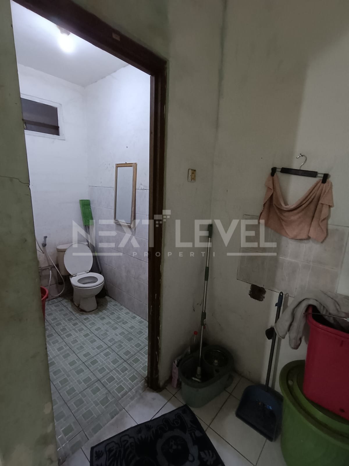 Dijual gudang 2 unit gandeng di Kedinding Surabaya utara