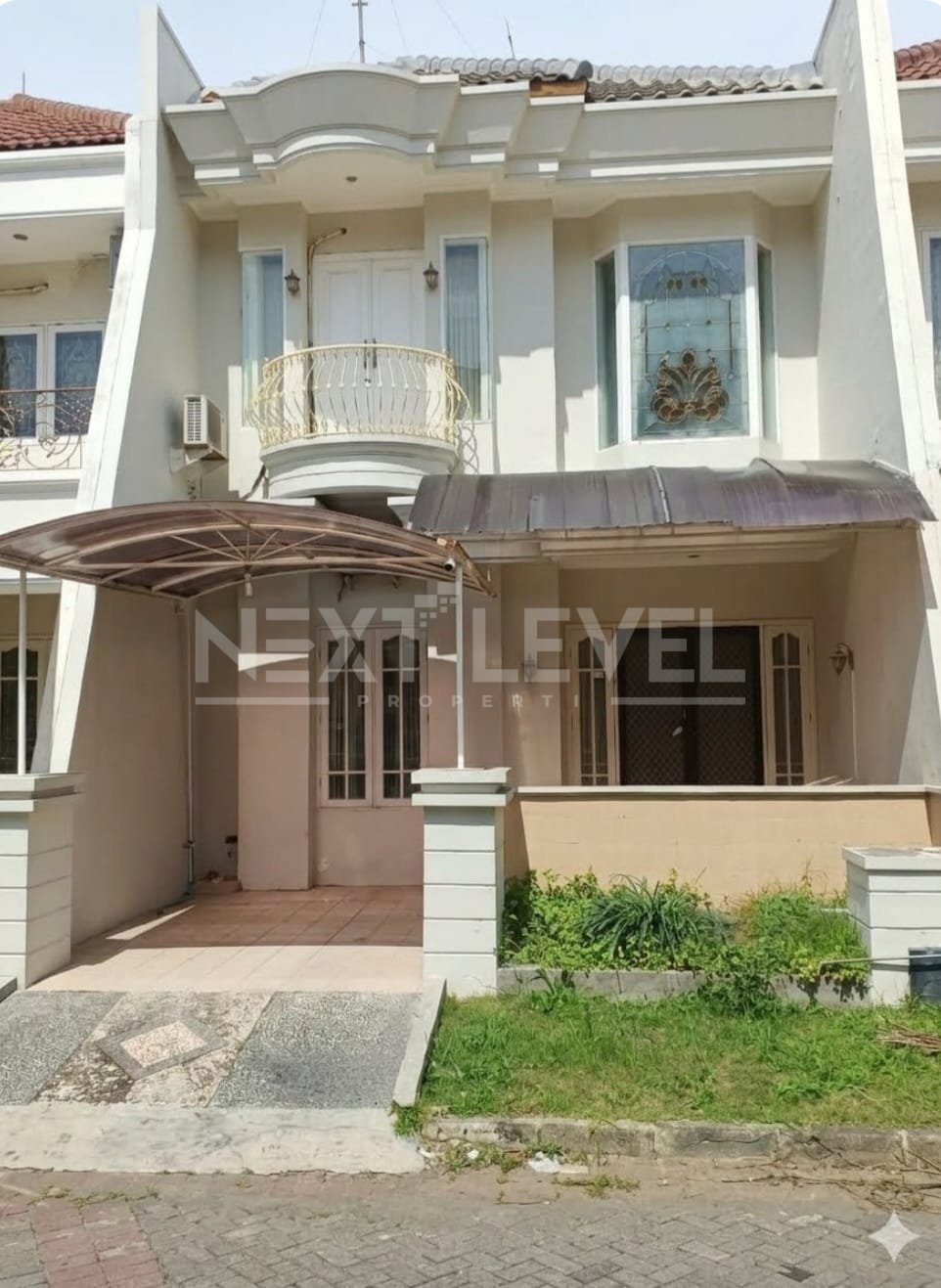 Disewakan rumah di Pakuwon city Surabaya timur 