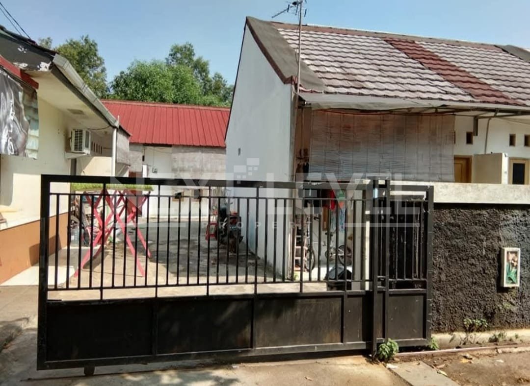Di jual cepat  kontrakan 8 pintu harga nego dengan potensi keuntungan tinggi di Jatiasih.