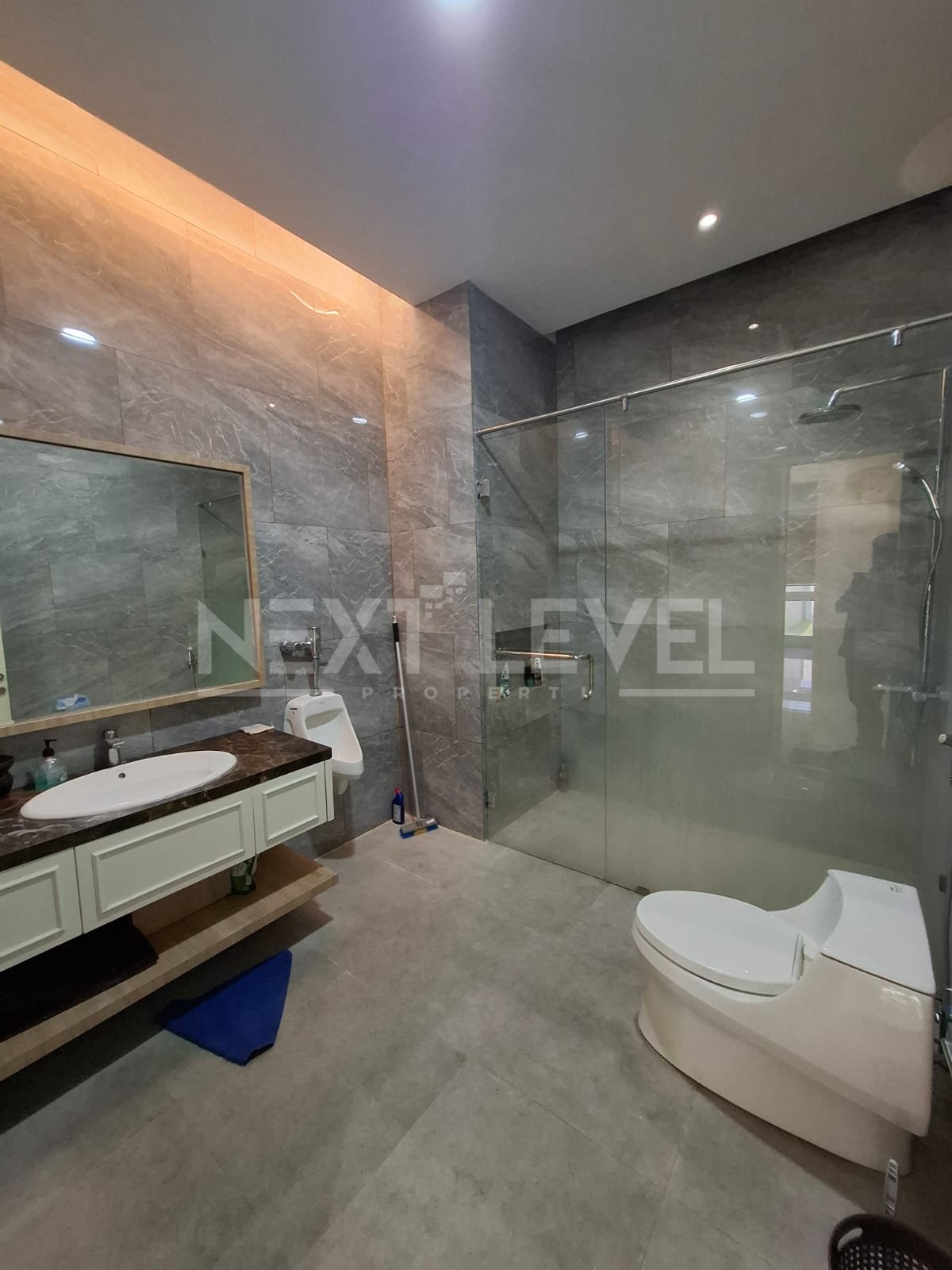 Dijual rumah di puri Widya kencana Citraland surabaya barat