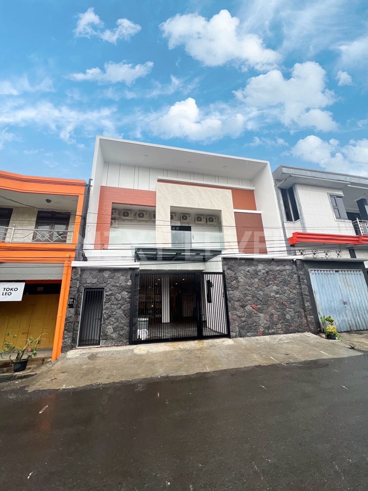 DIJUAL RUMAH KOST KUPANG SEGUNTING SURABAYA