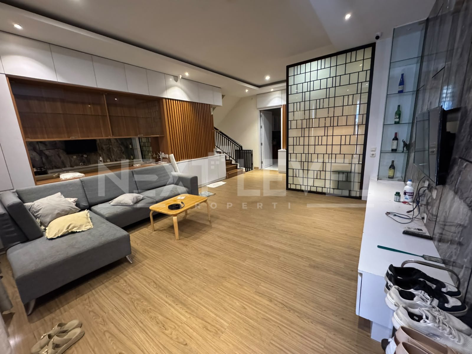 Dijual Rumah Full Furnished dan Murah di Layar Permai PIK 1