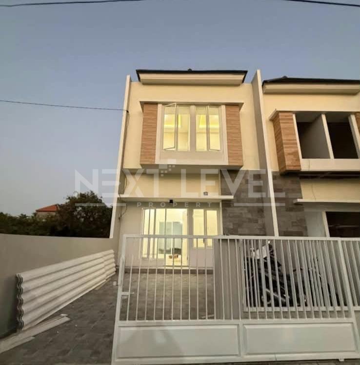 Dijual rumah baru di pondok maritim Kebraon Surabaya 