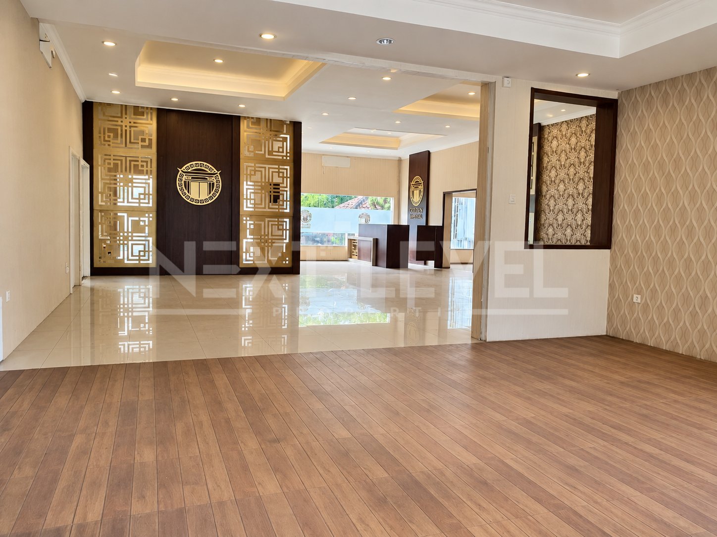 Dijual Gedung Komersial Ex Resto SHM Strategis di Tengah Kota Bandung | LT 892 m² | LB 600 m²