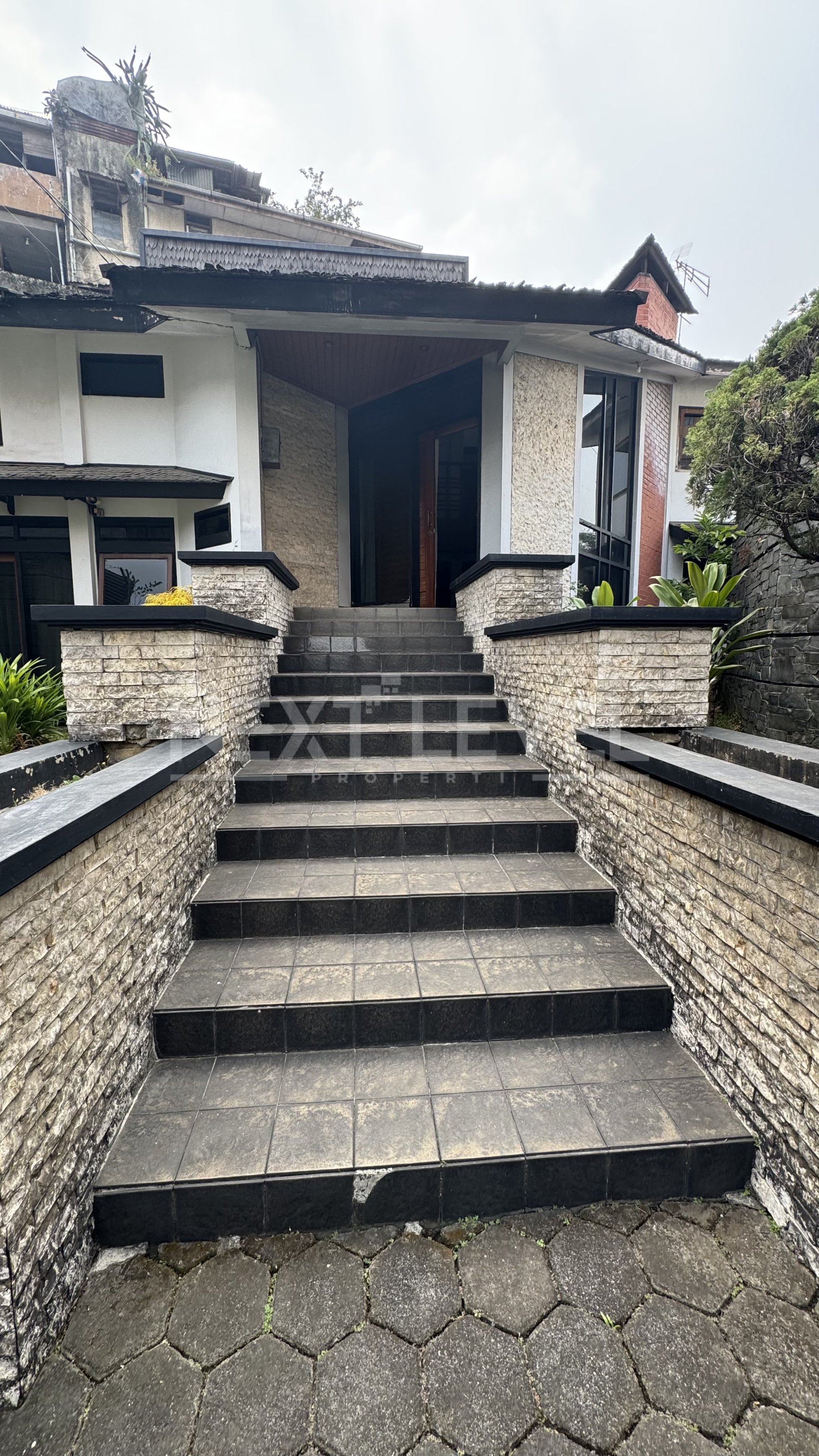 Dijual Rumah Asri & Estetik di sayap Setiabudi Bandung 