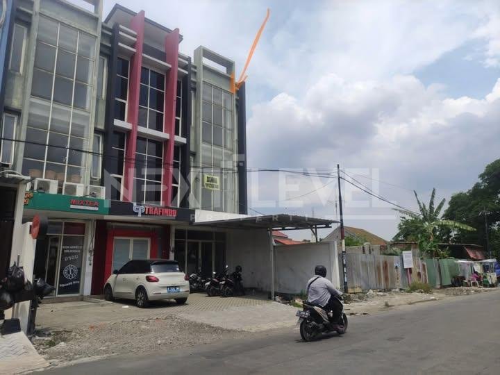Jual RUKO 3 lantai delat PCU, Surabaya