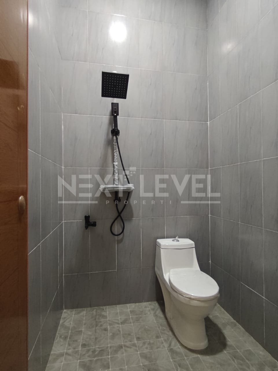 Rumah Siap Huni 1 lantai di Pejuang