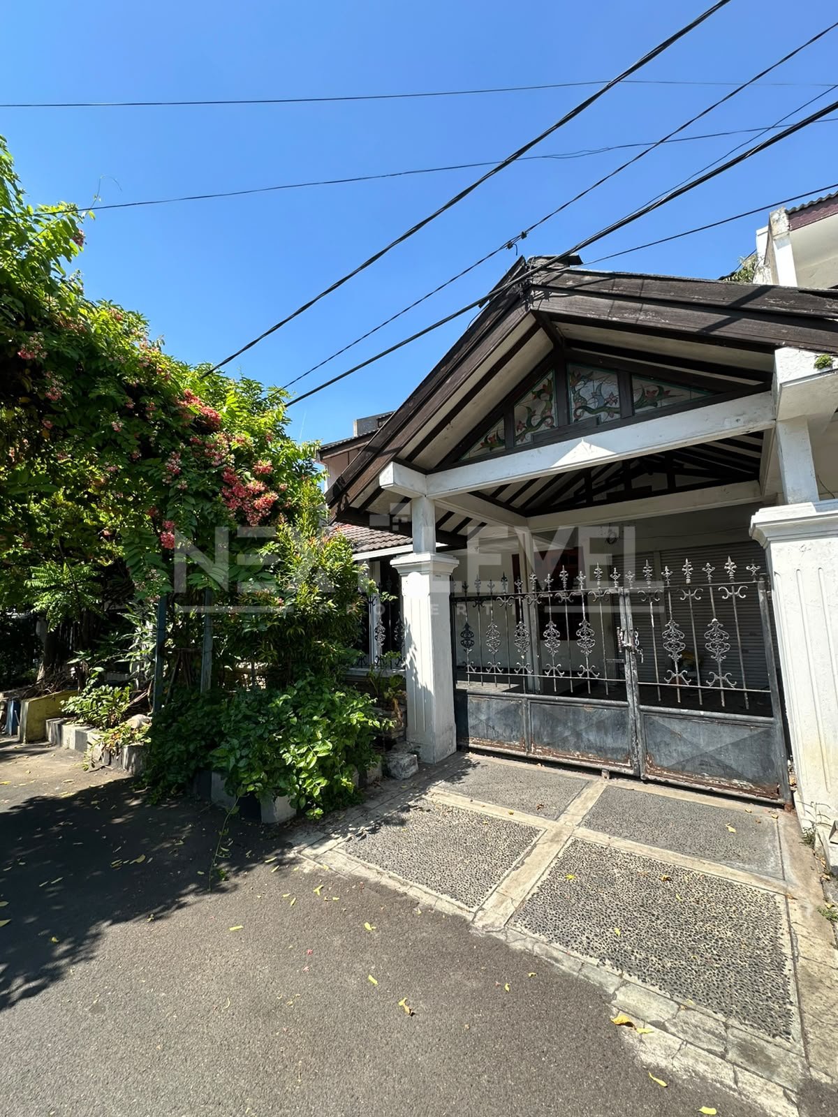 Rumah terawat Rungkut Asri, Sby Timur
