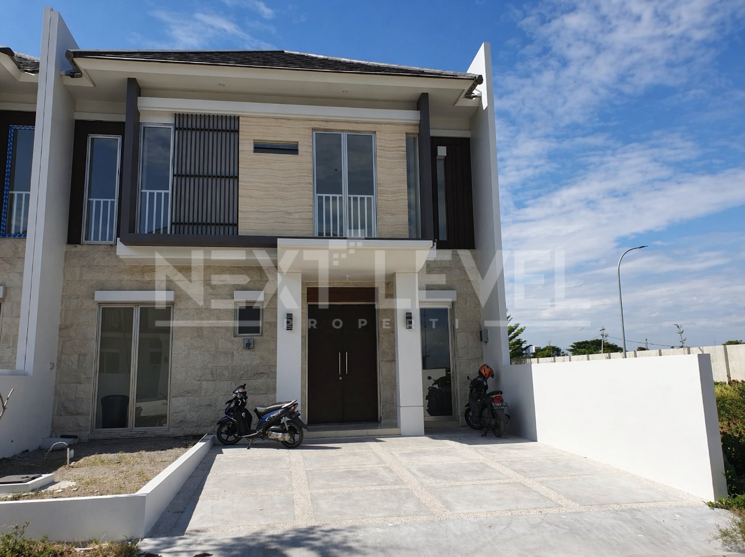 Jual rumah Greenland 