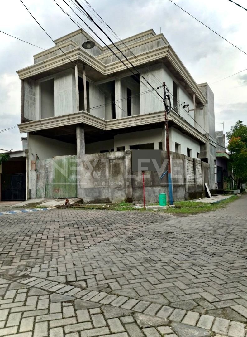 Dijual Rumah 2 lt Hook Graha kota