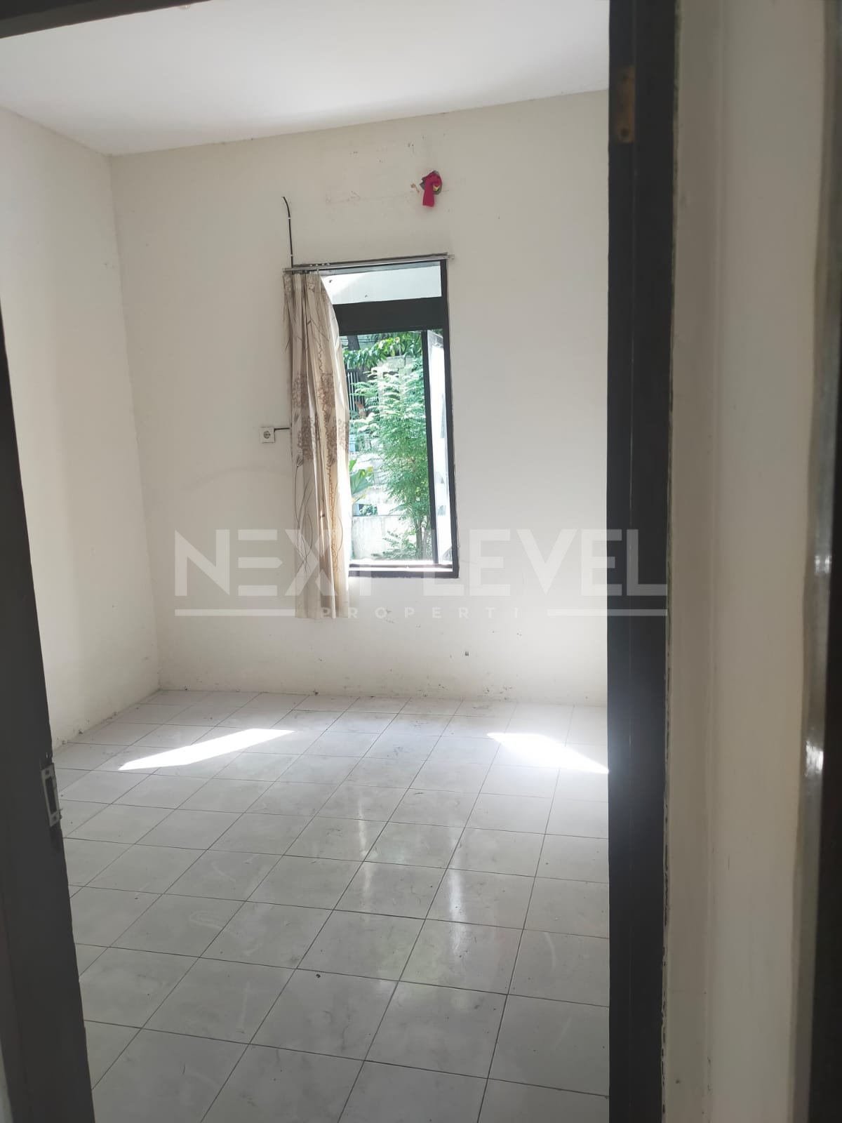 JUAL RUMAH KUTISARI