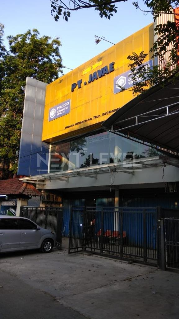 Ruko bekas Showroom mobil mewah (BU)