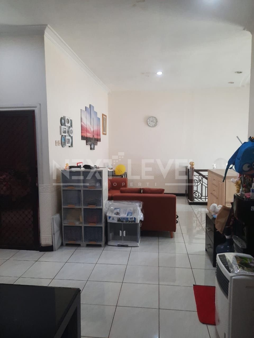 Dijual Rumah Darmo Baru Barat Furnish  Siap Huni