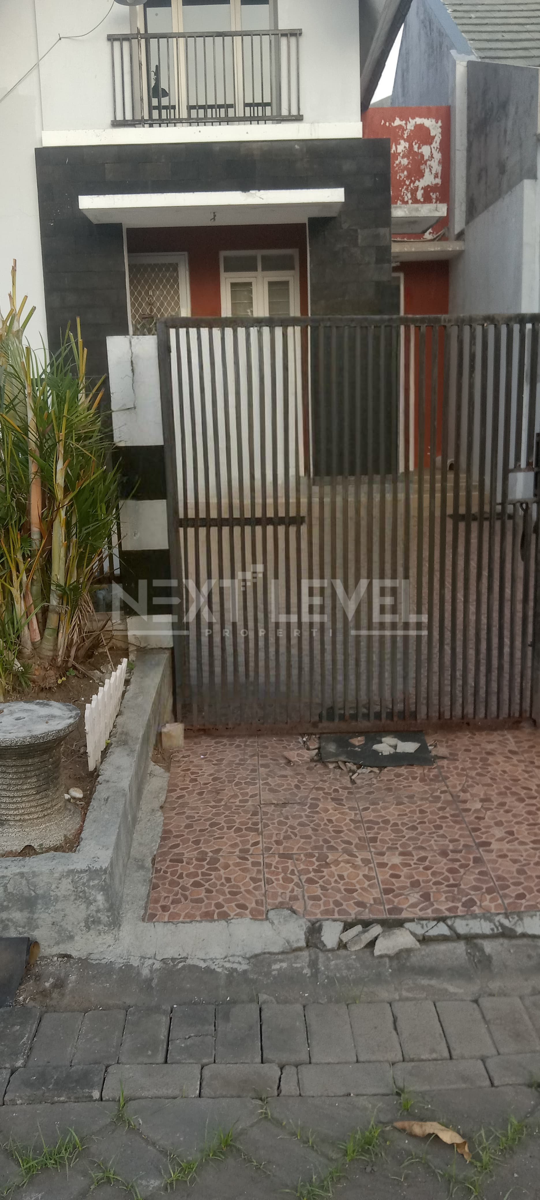DIJUAL Rumah Hunani Palem Sememi (Negotiable)