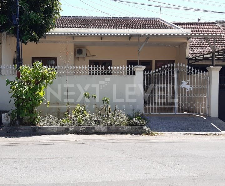 Dijual Rumah Darmo Indah Timur