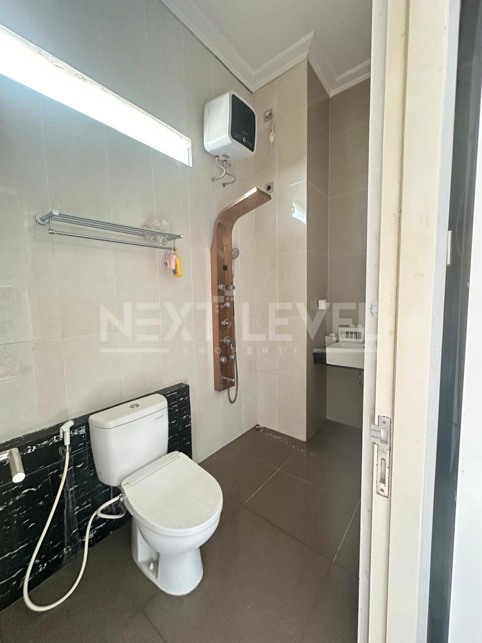 Dijual Rumah Prambanan Residence Mewah Private Pool Staretgis Siap Huni
